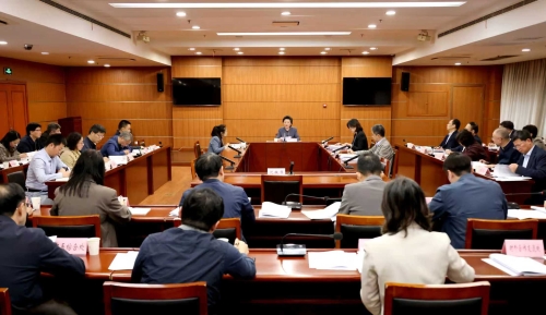 省卫生健康委召开党组（扩大）会议传达学习党的二十届四中全会精神